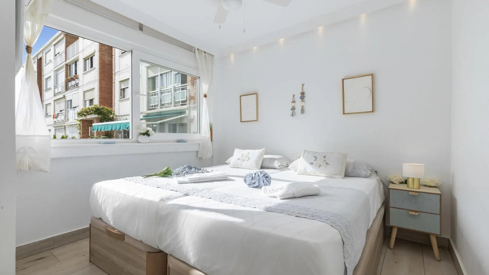 Apartment White Summer In Benalmadena
