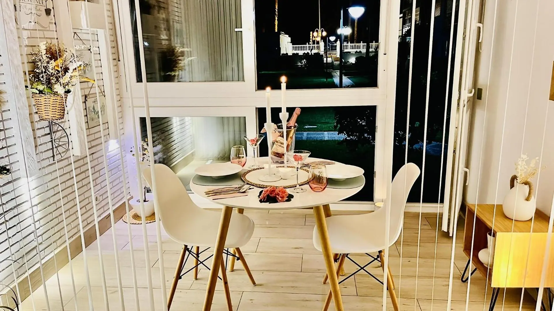 White Summer In Benalmadena Apartment