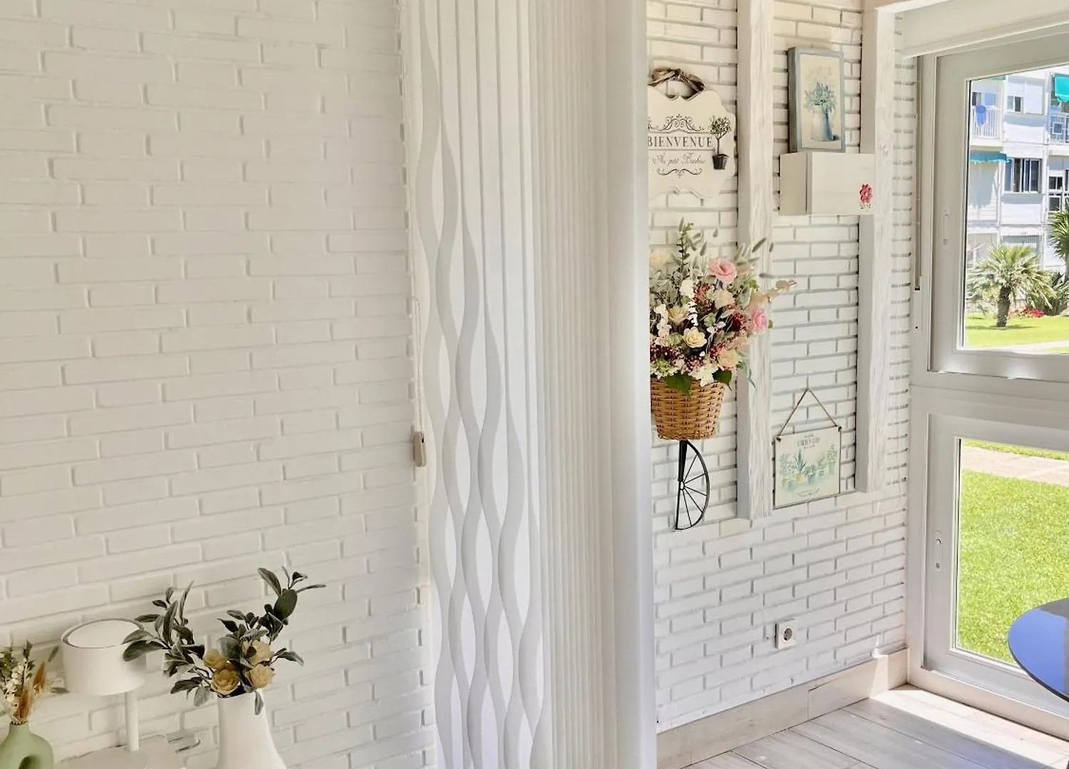 Apartment White Summer In Benalmadena
